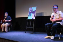 「新しい街 ヴィル・ヌーヴ」特別試写会にて、左から山村浩二、土居伸彰。