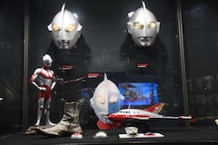 ウルトラマンの歴代マスクや貴重資料が集結 初期キャストも来場してファンに感謝 写真枚 映画ナタリー
