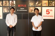 Netflix日本ローンチ5周年オンライン記者説明会の様子。左から坂本和隆、佐藤信介。
