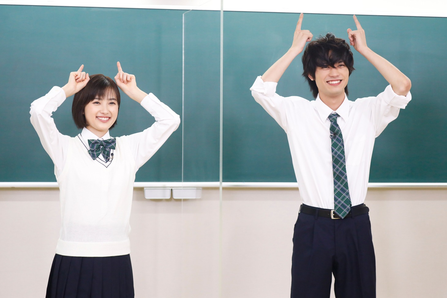 「鬼ガール！！」リモート会見の様子。左から井頭愛海、板垣瑞生。
