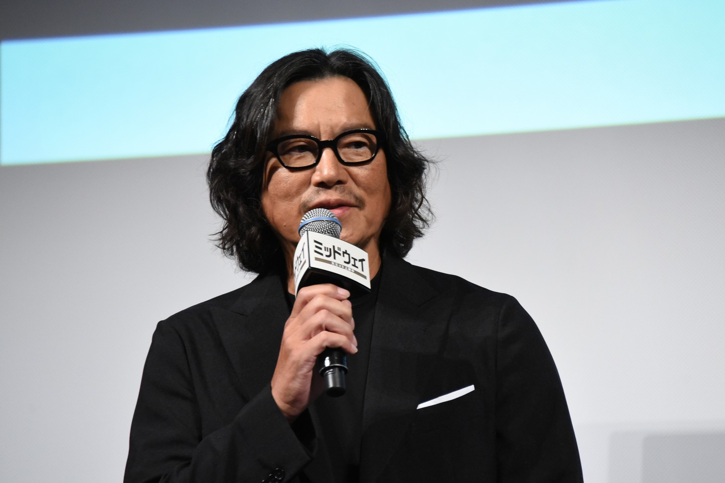 豊川悦司