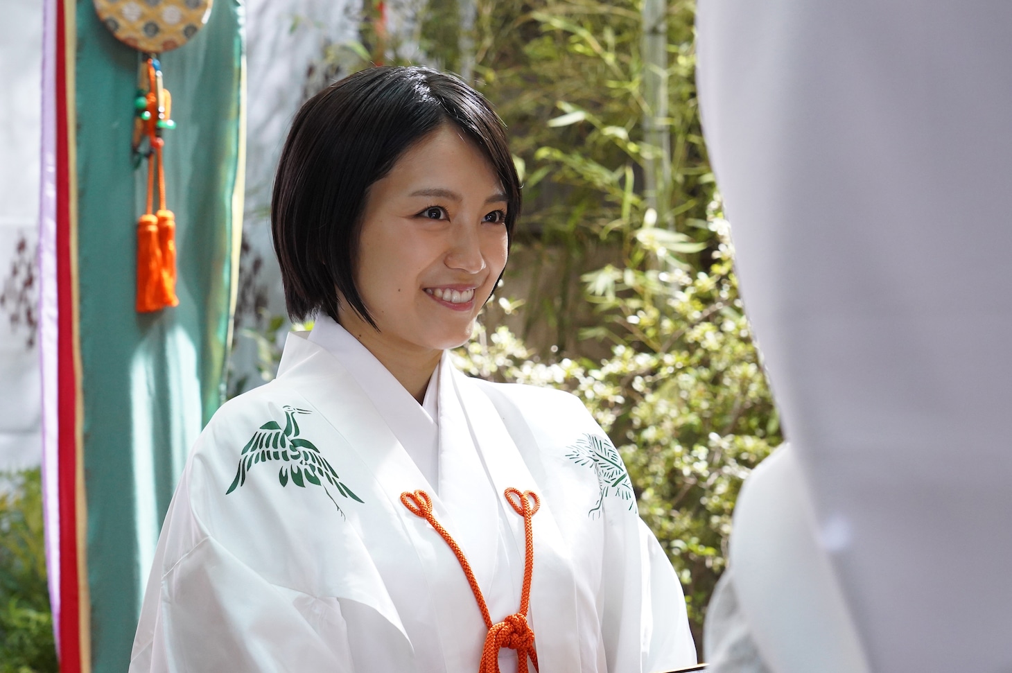 「妖怪シェアハウス」“最終怪”より、巫女役のmiwa。