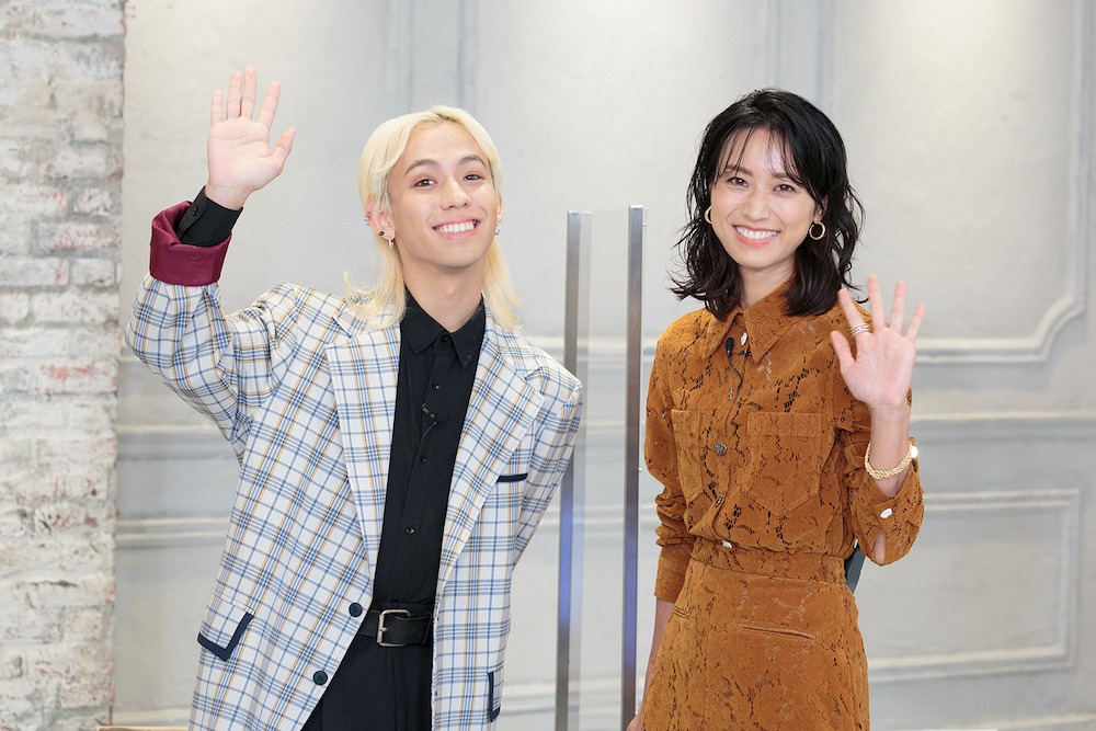 「82年生まれ、キム・ジヨン」トークイベントにて、左からりゅうちぇる、牧野紗弥。