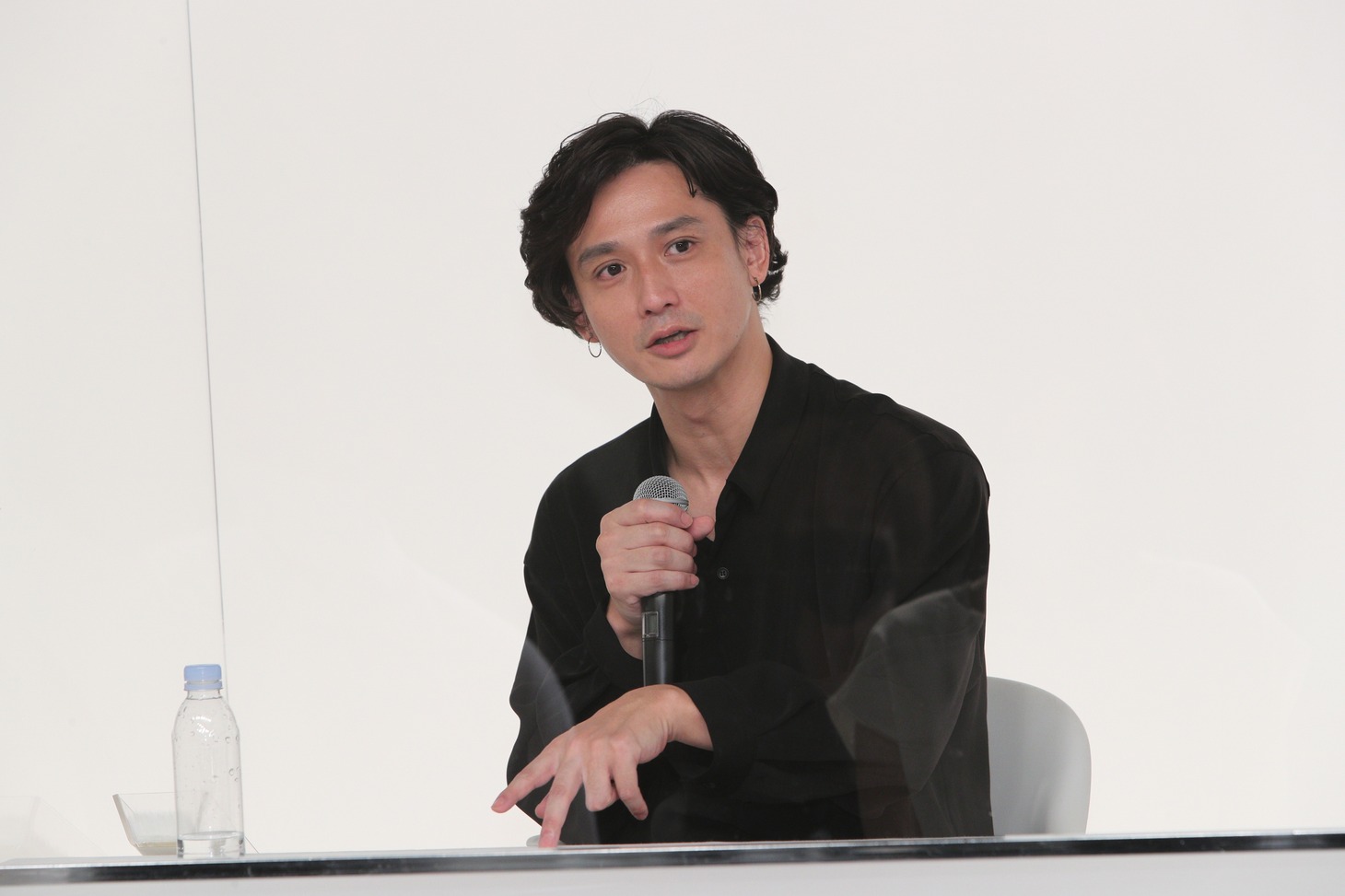 安藤政信