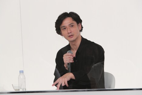 安藤政信