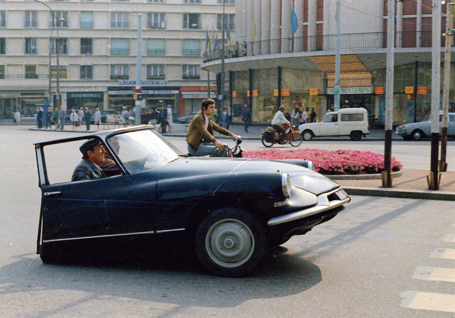 「大頭脳」 LE CERVEAU a film by Gerard Oury (c)1969 Gaumont (France) / Dino de Laurentiis Cinematografica (Italy)