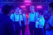 とんかつDJアゲ太郎」メイキング写真より、左から栗原類、前原滉、浅香航大、加藤諒。