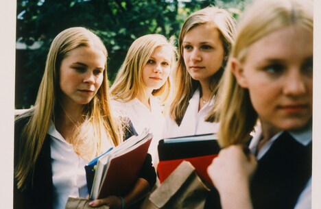 「ヴァージン・スーサイズ」 (c)1999 by Paramount Classics, a division of Paramount Pictures. All Rights Reserved.