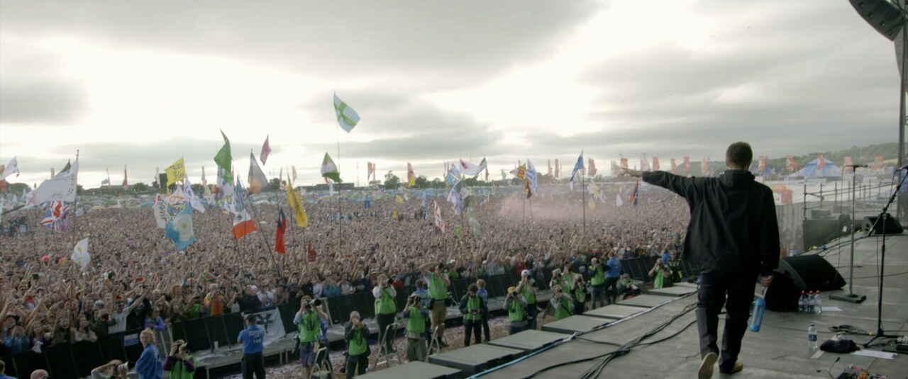 リアム・ギャラガーに観客熱狂、ドキュメンタリーからグラストンベリーの映像公開