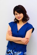佐津川愛美演じる千加子。