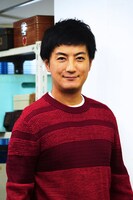 上地雄輔演じる九朔勝。