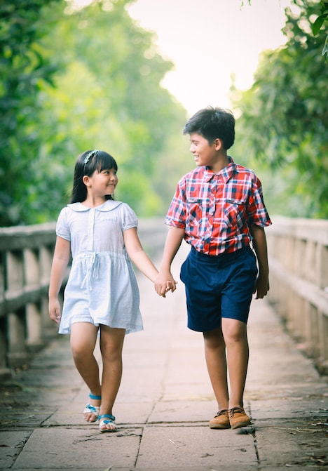 「昨日からの少女」