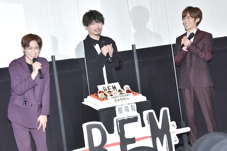 左から宮田俊哉、小西克幸、小野賢章。