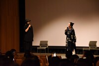 左から齊藤工、河瀬直美。