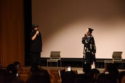 左から齊藤工、河瀬直美。