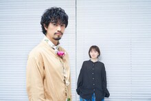 左から齊藤工、安藤裕子。（Photo by 朝岡英輔）