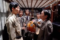 「きまじめ楽隊のぼんやり戦争」