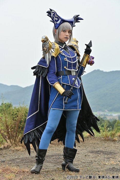 桃月なしこ演じるヨドンナ。