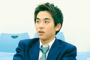若林時英演じる田辺章雄。