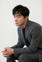 キム・ヨンミン