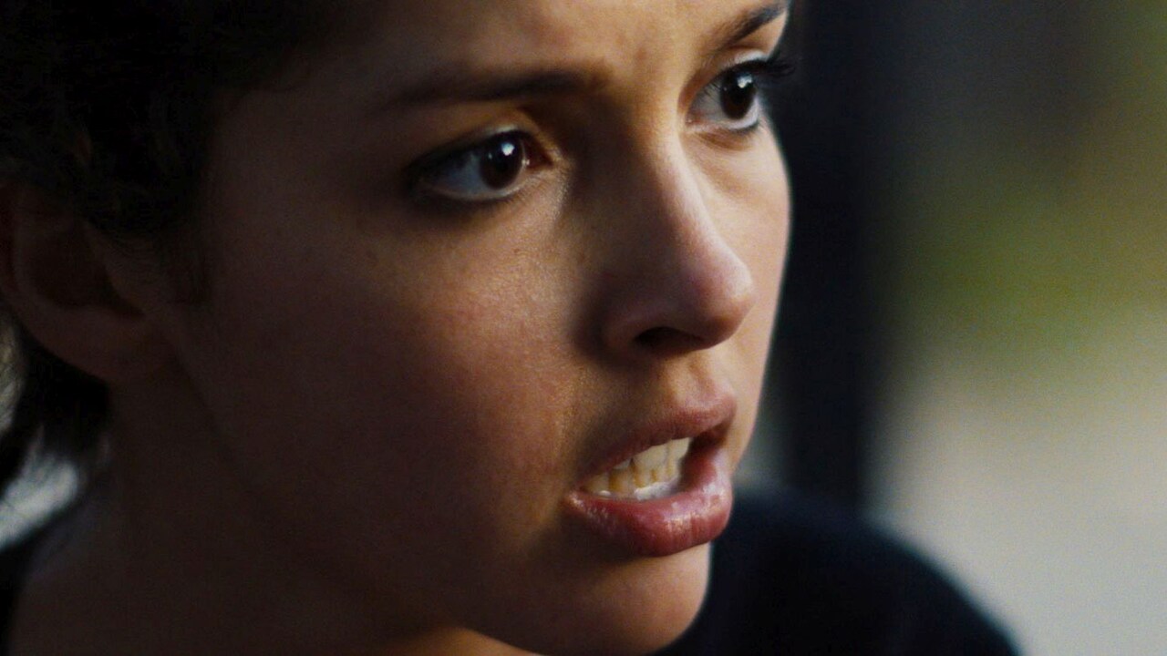 セザール賞で“有望若手”に選出、「パピチャ」主演女優を写した新カット到着