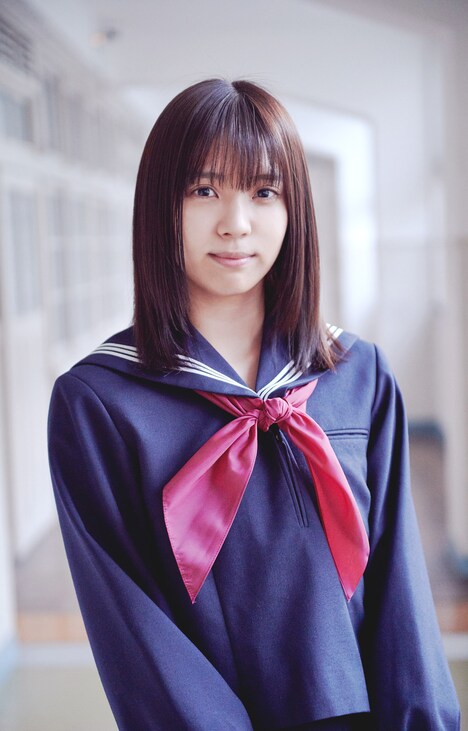 「さくら」より、小林由依演じる大友カオル。