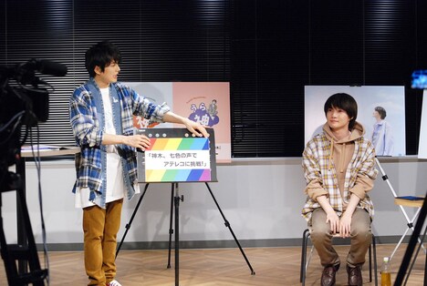 左から吉村卓也、神木隆之介。