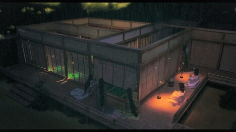 絵巻の世界を再現して組まれた「十二単衣を着た悪魔」のセット。