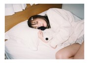 「内田理央10周年企画スマホの中身展『半目と開眼』」展示写真