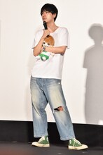 成田凌と大倉忠義のぬいぐるみ。