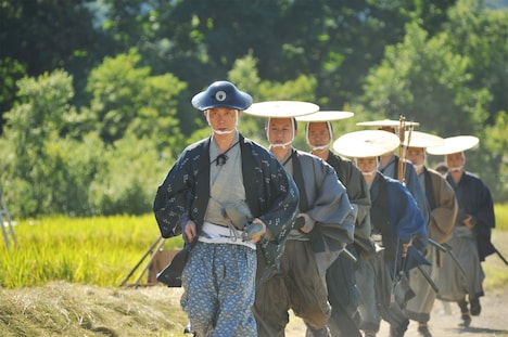「超高速！参勤交代」 (c)2014「超高速！参勤交代」製作委員会