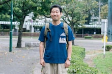 水川篤史役の前野朋哉。