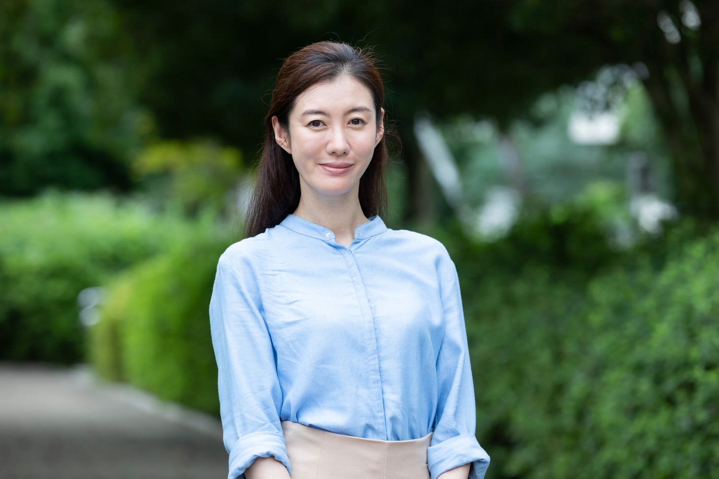 浜野奈美恵役のともさかりえ。