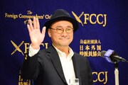 内田英治