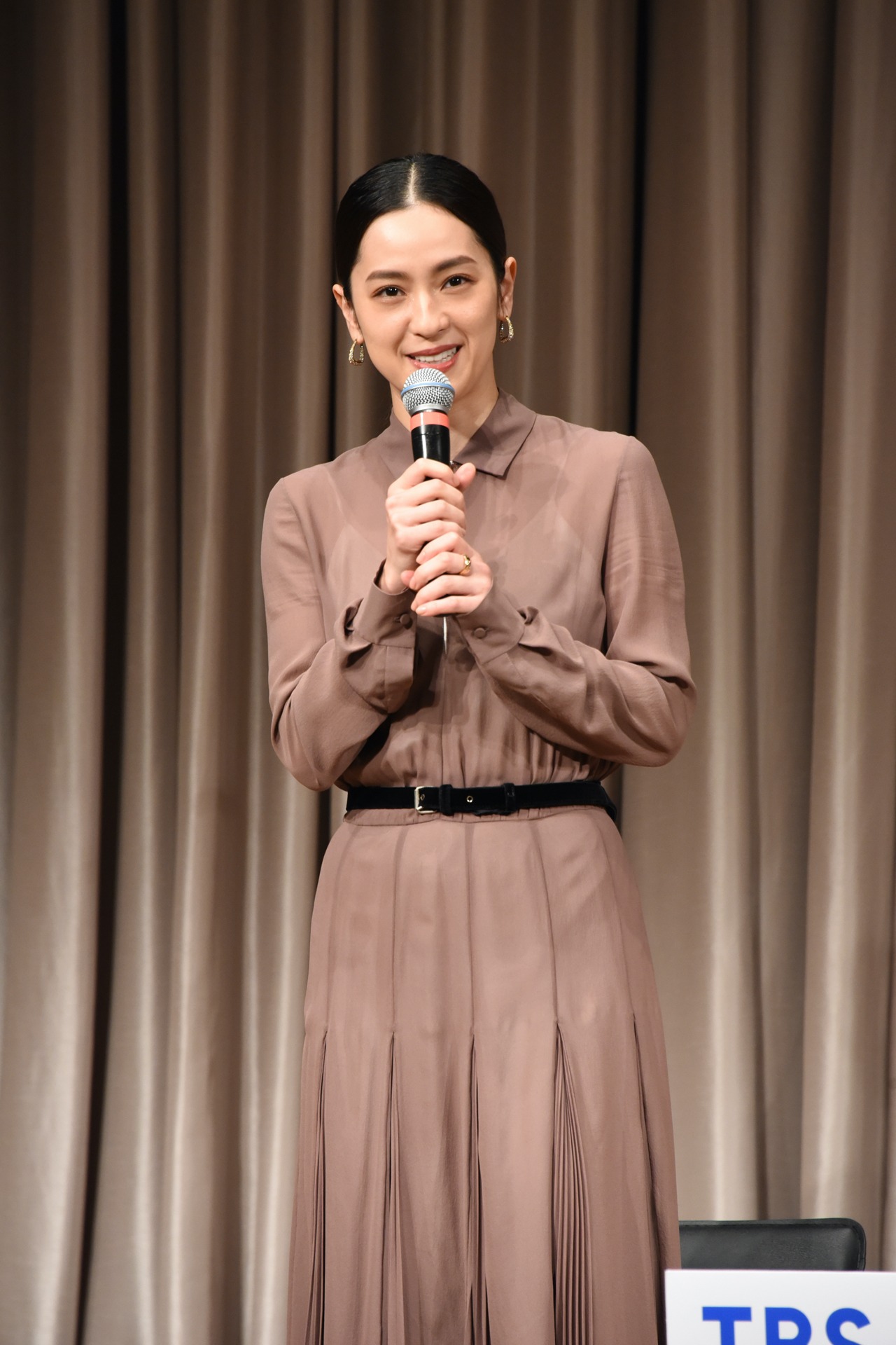 中村アン