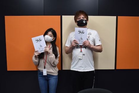 左から熊手萌、ひかる。