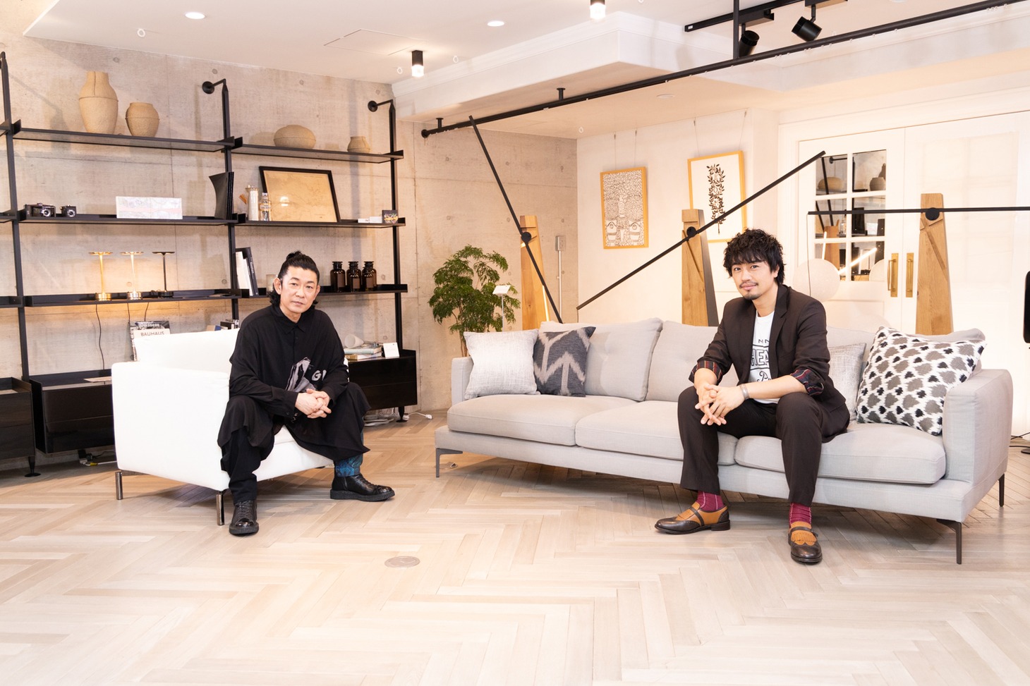 左から永瀬正敏、斎藤工。
