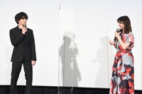 左から横浜流星、吉高由里子。