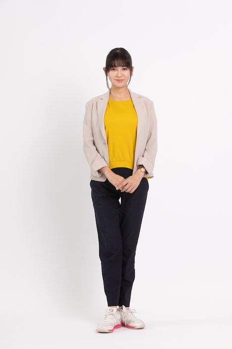 真木よう子演じる浅村涼子。