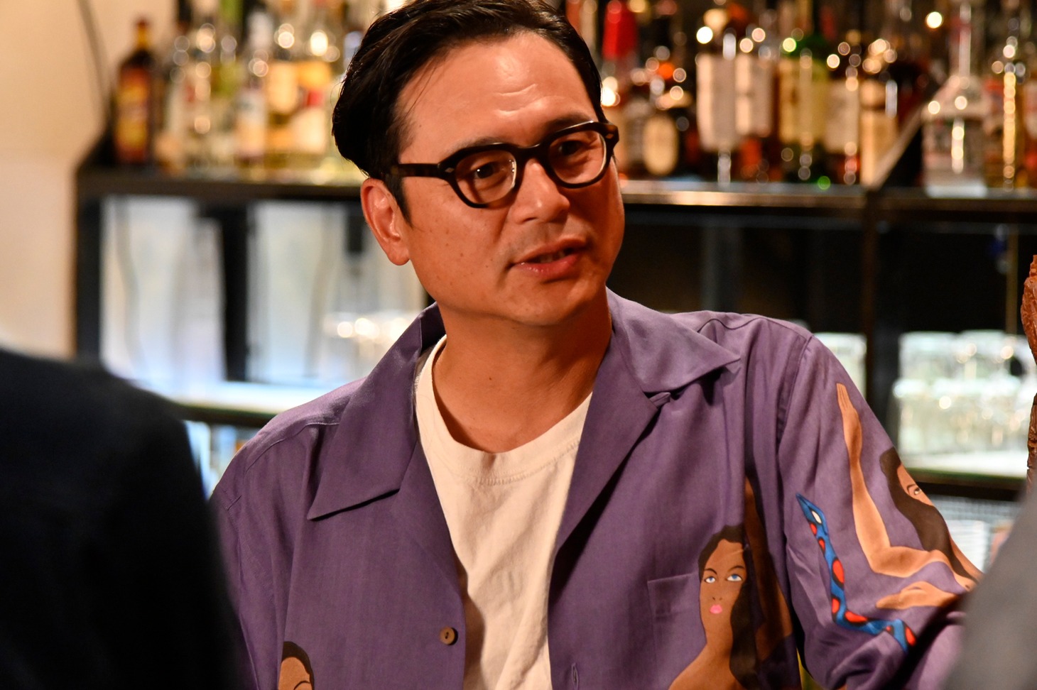 「461個のおべんとう」より、渡辺俊美演じるライブハウスのオーナー。