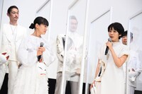 左から奈緒、松本穂香。