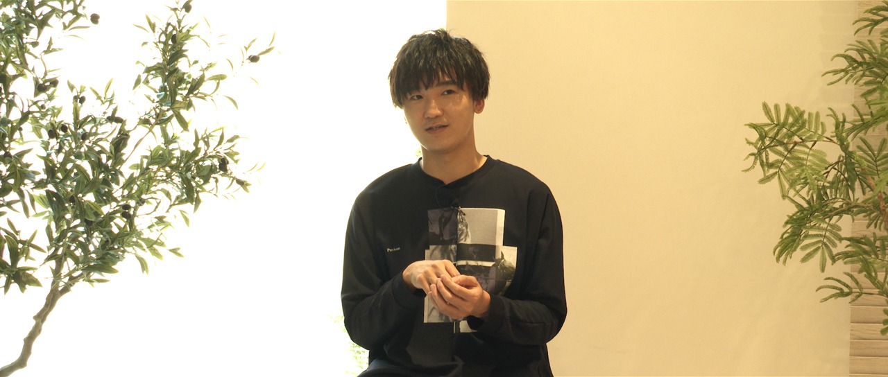 「スペシャルキャスト対談～どうにかなる日々、私たちの日々～」より山下誠一郎。