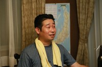 前野朋哉演じる洋次。