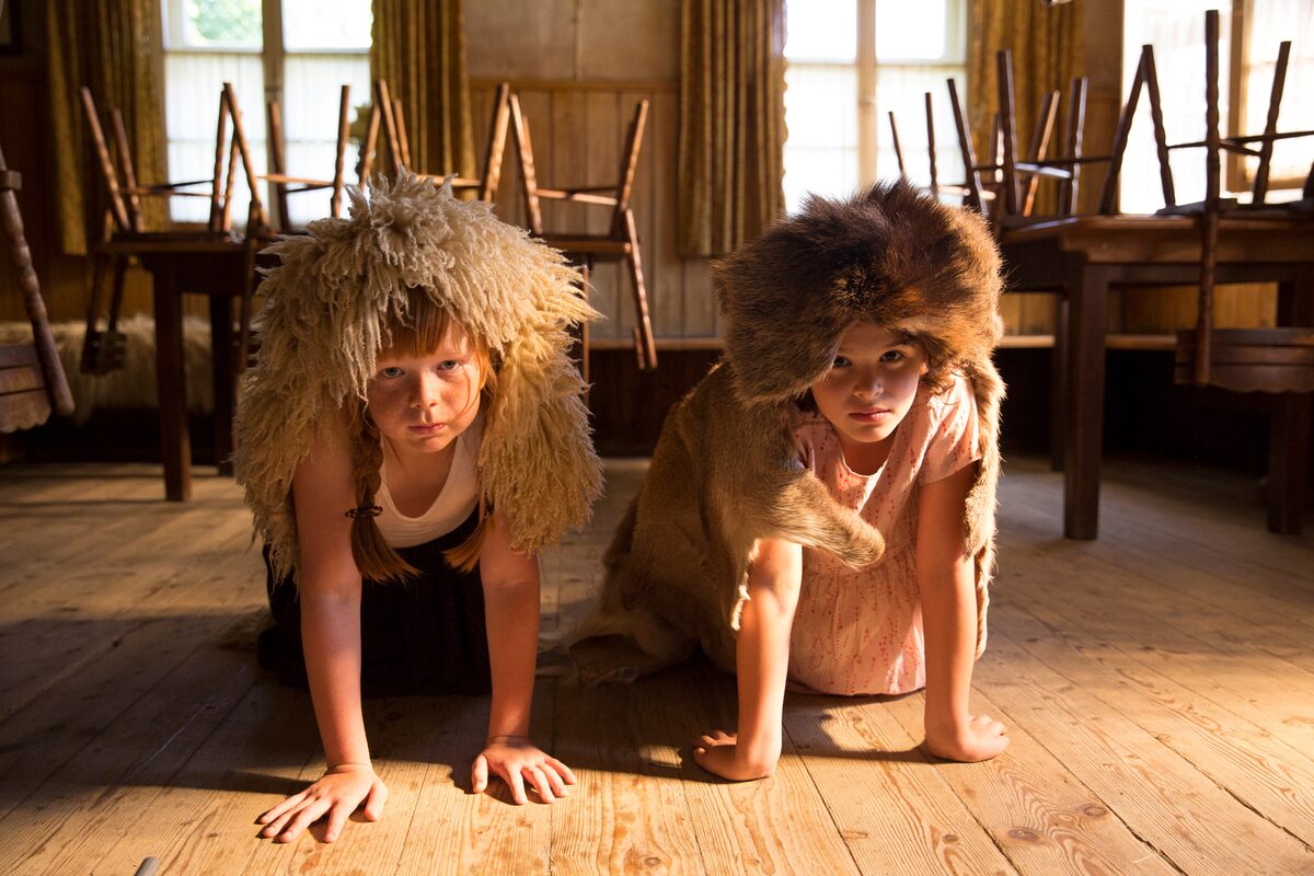 ヒトラーに盗られたうさぎ 公開は11月27日 少女の生活捉えた新カット 映画ナタリー