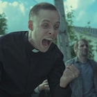 聖人か?悪人か?司祭になりすました前科持ちの少年描く「聖なる犯罪者」予告公開