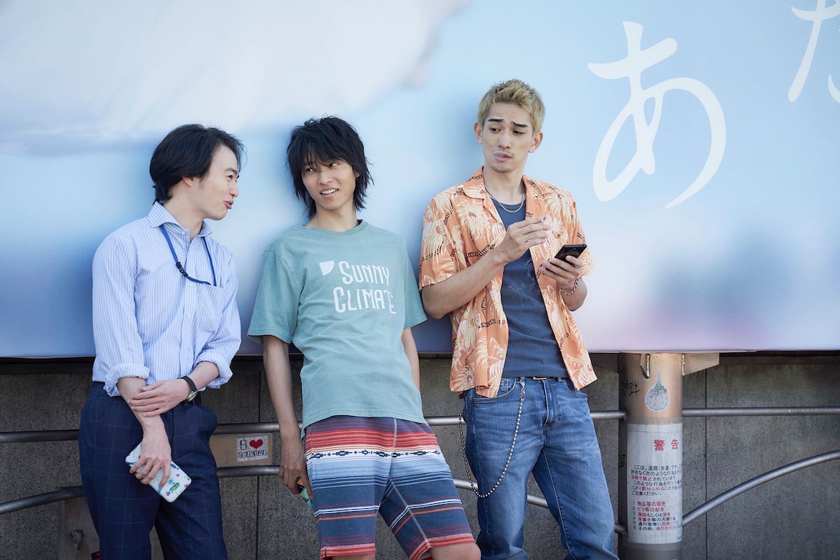 山崎賢人 森永悠希 町田啓太が 今際の国 に迷い込む新写真 渋谷のビジョンに呆然 映画ナタリー