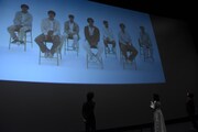 BTSからのメッセージが流れる様子。
