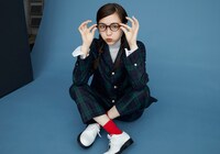 「秋田汐梨オフィシャルカレンダー2021」Loppi購入特典ボーナスページイメージ (c)SDP