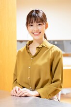 中村里帆演じる坂口澄花。