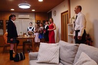 「世にも奇妙な物語 '20秋の特別編」より「アップデート家族」。